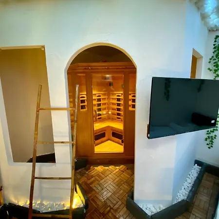 Loveroom Jaccuzi,hammam,sauna,douche Nordique Apartment Beziers