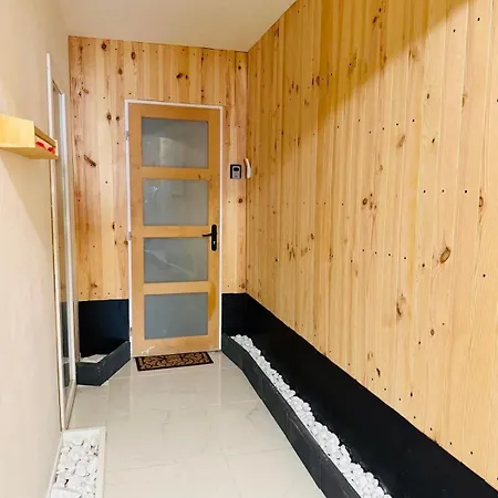 Bubble Jaccuzi,sauna,hammam Apartment